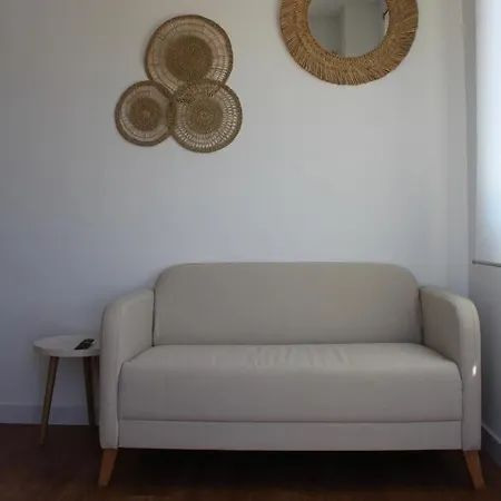 Beautiful Brand New 2 Bedroom Flat With Terrace