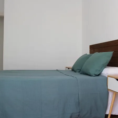公寓 Beautiful Brand New 2 Bedroom Flat With Terrace *