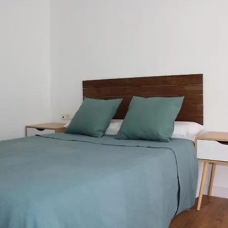 Beautiful Brand New 2 Bedroom Flat With Terrace * 马拉加